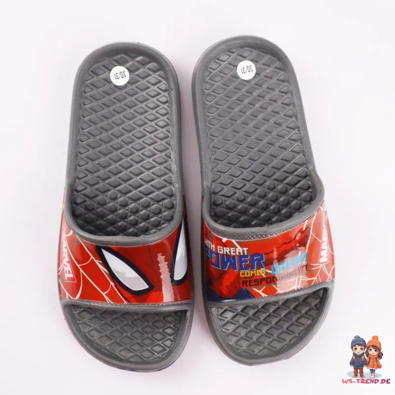 Marvel Spiderman Kinder Badelatschen Sandalen - WS-Trend.de Schuhe Rot Grau Gr. 24 bis 32Machen Sie Ihren kleinen Superhelden eine Freude