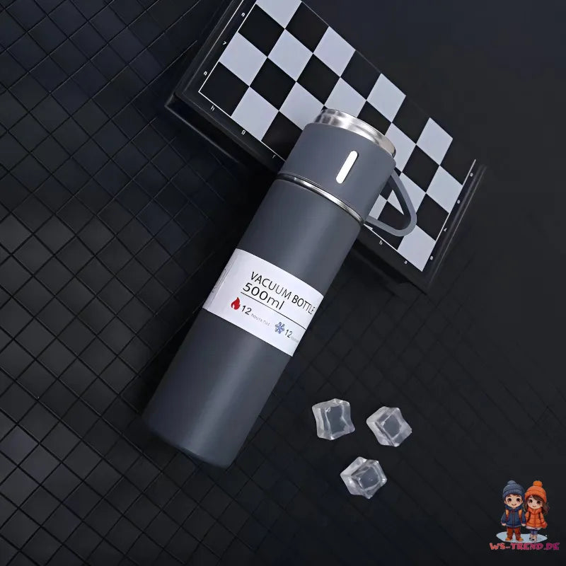 4 tlg. Set Thermoflasche Edelstahl Trinkflasche 500ml 3 Trinkbecher Becher - WS-Trend.de 4tlg. für kalte und heiße Getränke
