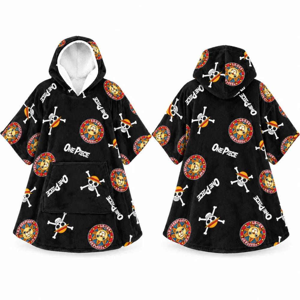 One Piece Kinder-Kuschelponcho mit Kapuze und Tasche 7-14 Jahre - WS-Trend.de