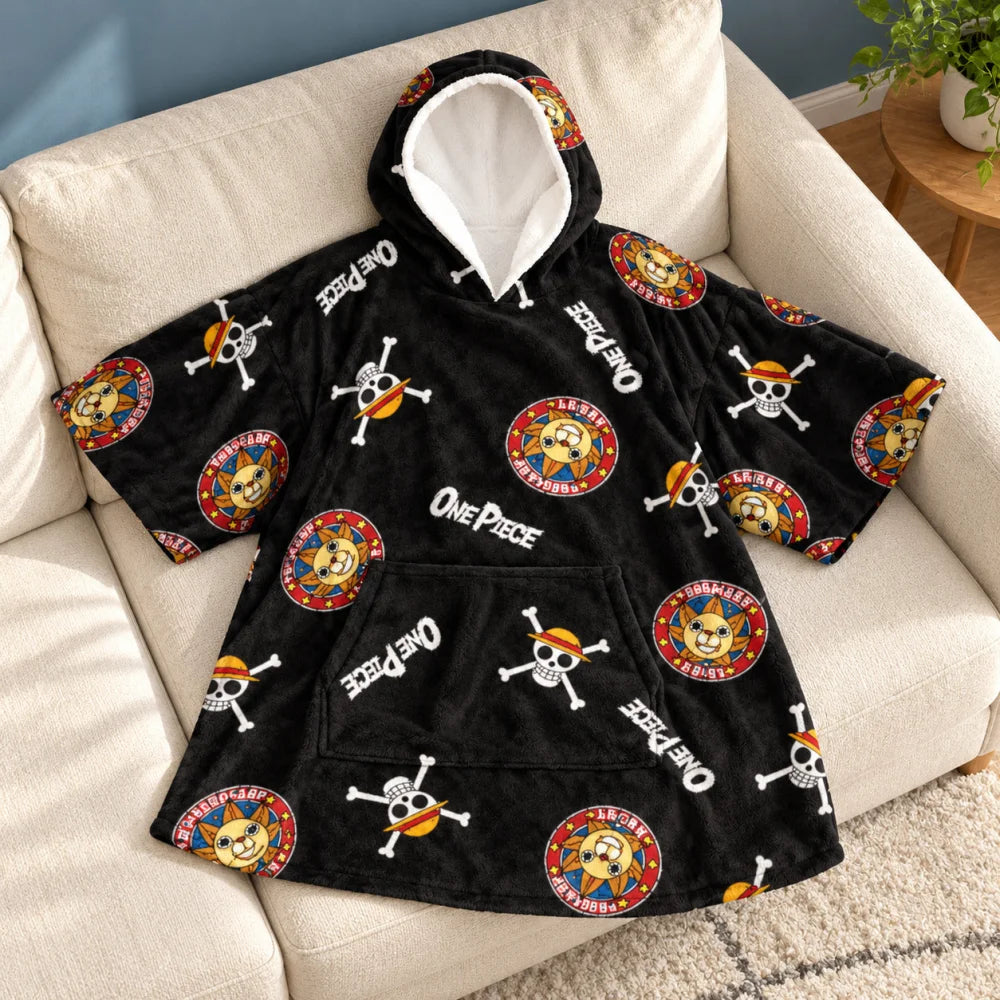 One Piece Kinder-Kuschelponcho mit Kapuze und Tasche 7-14 Jahre - WS-Trend.de