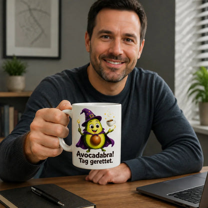 Avocadabra Kaffeetasse - Geschenkidee mit Spruch - beidseitig bedruckt - WS-Trend.de