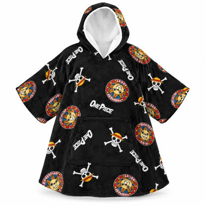 One Piece Kinder-Kuschelponcho mit Kapuze und Tasche 7-14 Jahre - WS-Trend.de